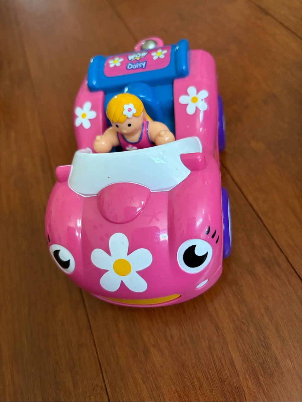 Wow Dynamite Daisy Pink Push & Go Friction Car Play Friend Figure 2014 Toy